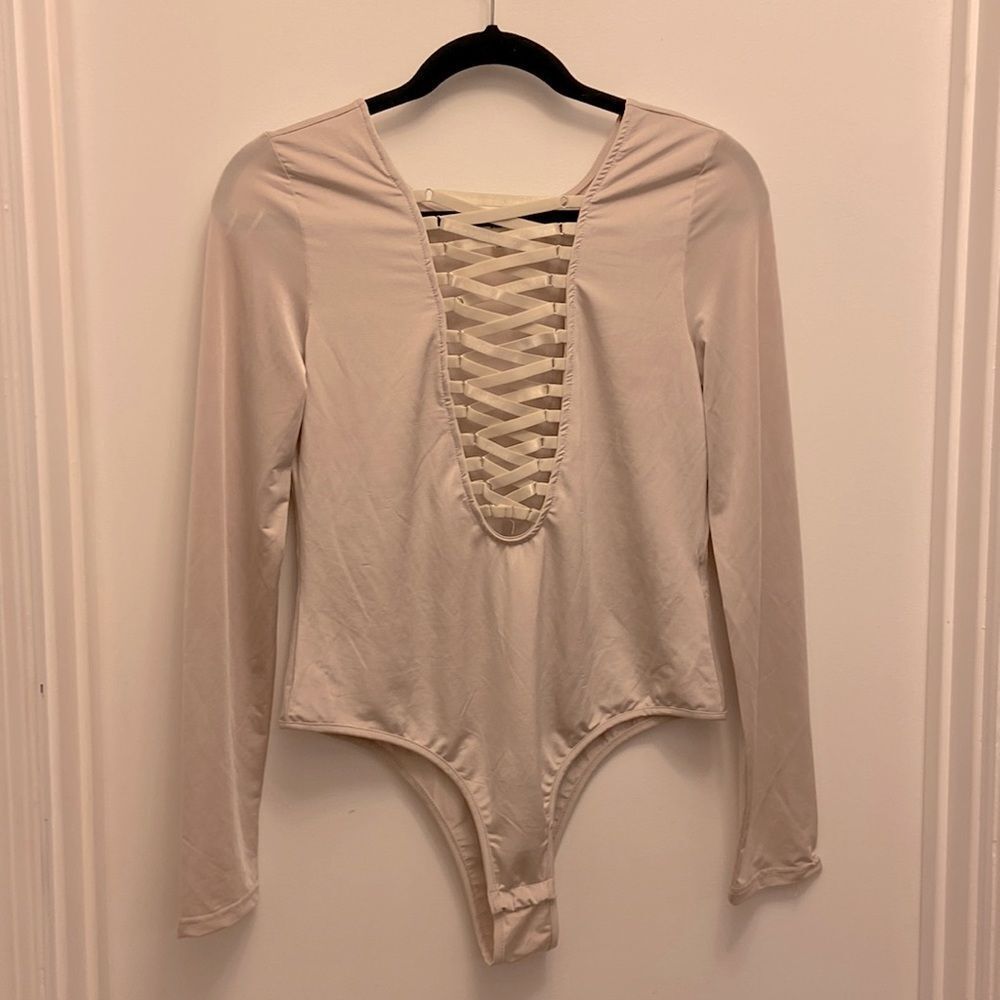 NWOT‎ Into Front Lace Up Bodysuit - Size L